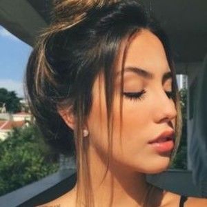 Meet your Posher, Jean